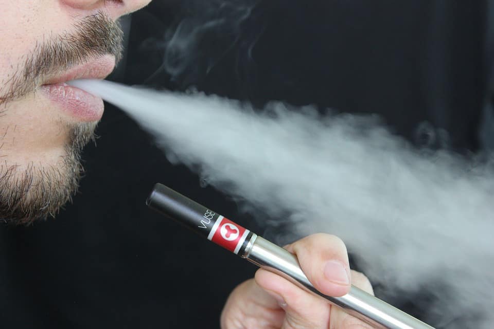 How Vaping Affects Your Oral Health